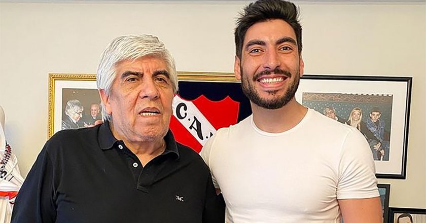 Moyano le confirmó a las distintas agrupaciones que no buscará ser reelecto y que deja el club de AFA que preside