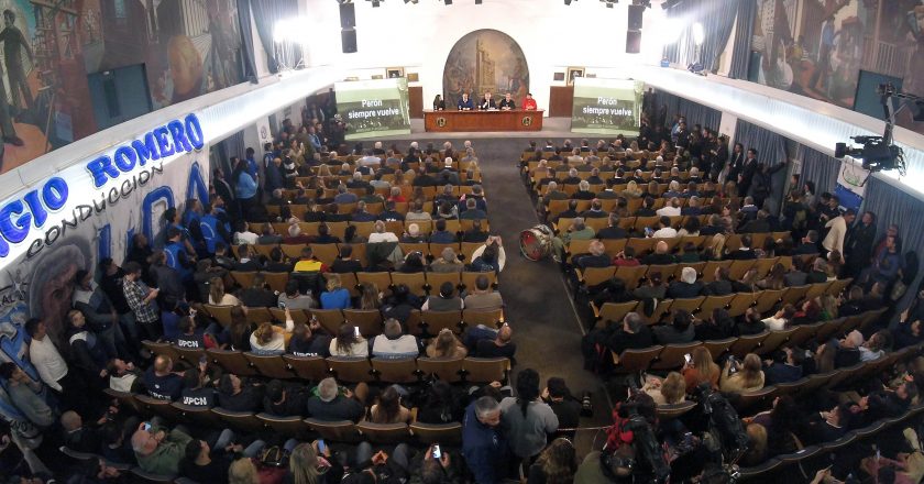 Con la crisis económica y política en agenda, se reúne hoy el consejo directivo de la CGT para formalizar la marcha del 17 de agosto