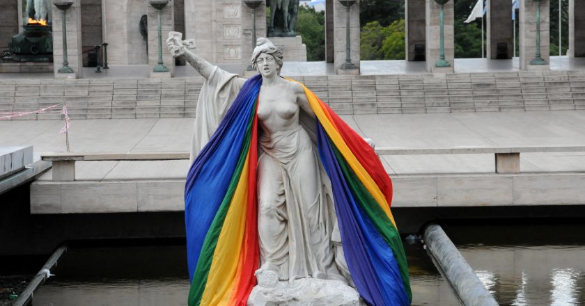 #LeyDeCupo Rosario abre un registro laboral para incorporar a su planta a personas del colectivo LGBT
