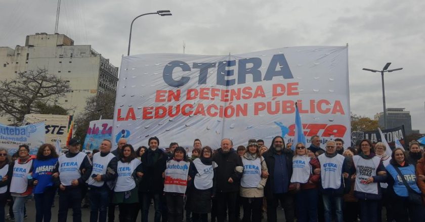 Primer chispazo entre Massa y los gremios: CTERA rechazó el «ajuste» en Educación y lo calificó de «retroceso»