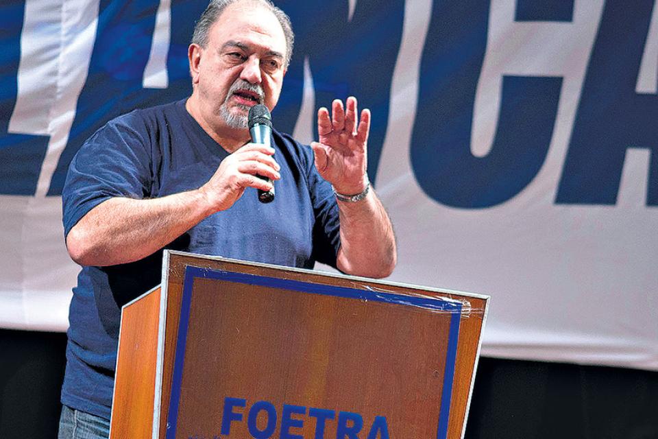Falleció Osvaldo Iadarola, titular del sindicato de telefónicos Foetra desde 1997