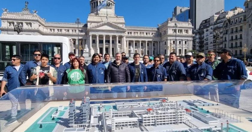 ATE exigió la reactivación de la Planta de Agua Pesada de Neuquén en un acampe frente al Congreso