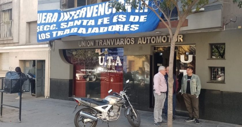 Pese a la intervención, tomaron el edificio de la UTA en Santa Fe y Roberto Fernández los acusa de vaciar el gremio