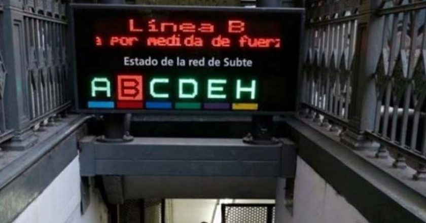 Se pica el conflicto en el subte: liberan molinetes y paran una hora la línea B en reclamo de dos francos y el reemplazo de las formaciones con asbesto