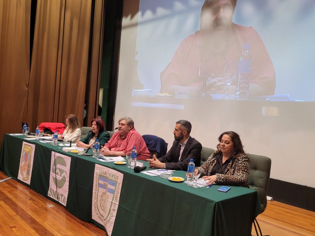 Gerardo Martínez y Ricardo Pignanelli, los dirigentes sindicales que expondrán en el auditorio del Coloquio IDEA