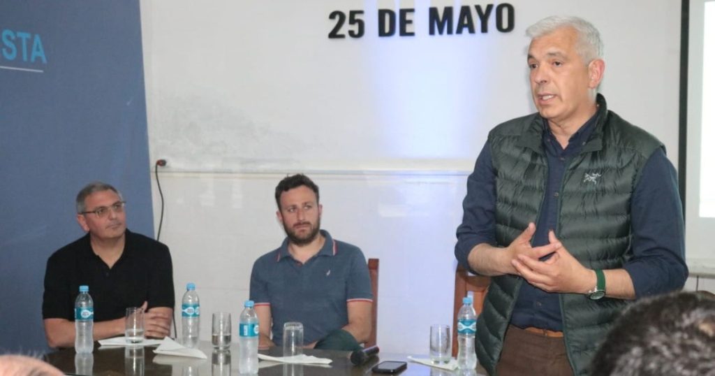 Moyano y Pignanelli le pedirán a Alberto Fernández que designe a Julián Domínguez como ministro de Trabajo