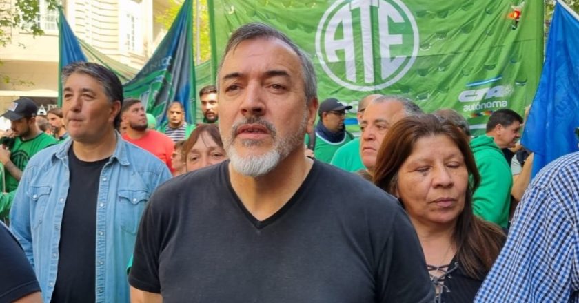 Aguiar le pidió a Olmos «una convocatoria amplia para un inicio de gestión exitoso» y que garantice «que los salarios le ganen a la inflación»