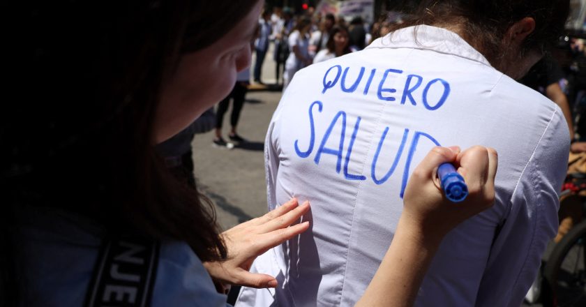 #CrisisDeLaSaludPorteña Paran y movilizan todos los gremios que representan a los trabajadores de la salud, residentes y concurrentes