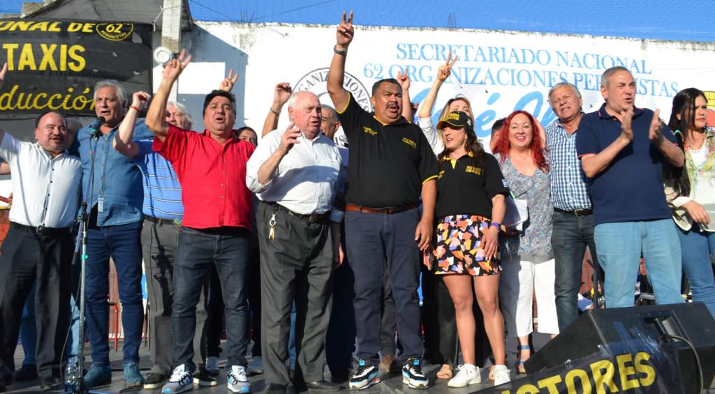 Las 62 Organizaciones normalizaron la seccional Lanús-Avellaneda: "Le decimos a Bullrich y a Macri que no vamos a permitir que nos quieran meter una nueva norma laboral"