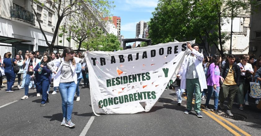 Se agrava la crisis de la salud porteña: todos los gremios que representan a los profesionales de la salud van a una huelga el martes