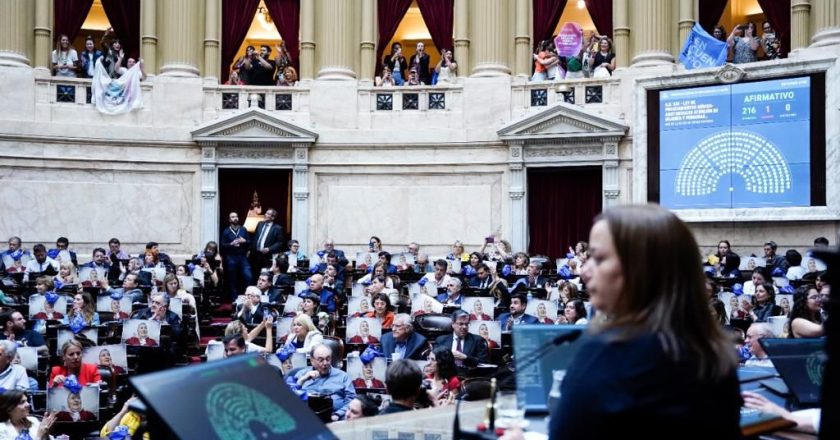 Desde que inició su gestión Cecilia Moreau, la primera mujer en presidir Diputados, logró consensos para aprobar diez leyes de agenda social y laboral