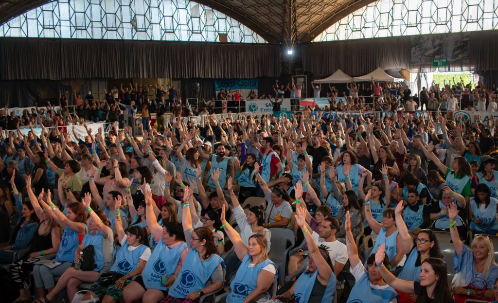 El gremio de docentes privados reivindicó las paritarias como un derecho humano fundamental