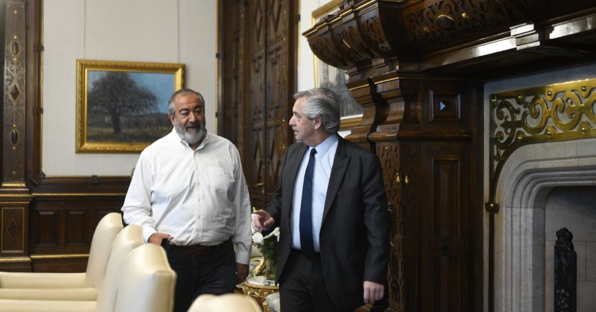 Con el bono de fin de año en agenda y la suma fija descartada, Alberto Fernández recibió en su despacho a Héctor Daer