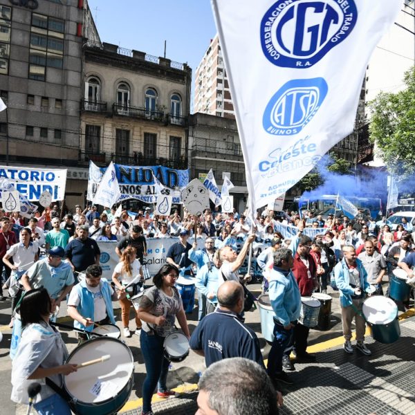 Tironeos en ATSA Buenos Aires por la oficialización de listas para las elecciones sindicales que van a definir al sucesor de Héctor Daer