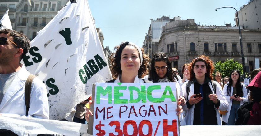 Trabajadores de la salud en guerra con el Gobierno porteño repetieron la jornada de protesta: «Son intransigentes, soberbios, por eso continúa»