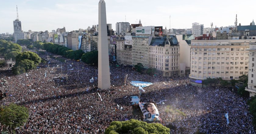 #URGENTE El Gobierno decretó Feriado Nacional este martes para recibir a la selección nacional