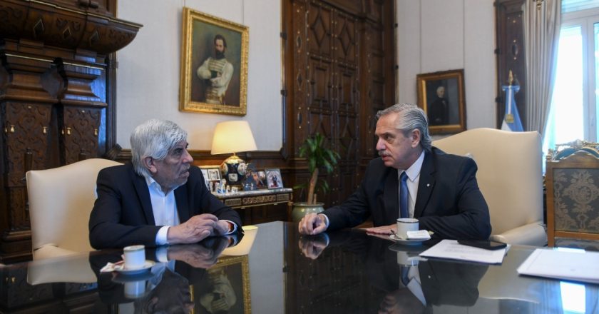 Fernández recibió a Hugo Moyano y le ratificó «voluntad de crear empleo registrado y recuperar salarios»