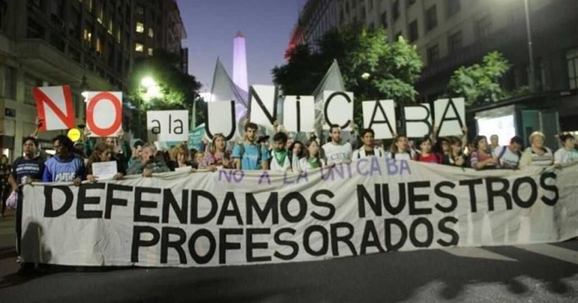 No a la Unicaba: Gremios docentes porteños realizarán una protesta en rechazo al cierre de carreras de profesorados