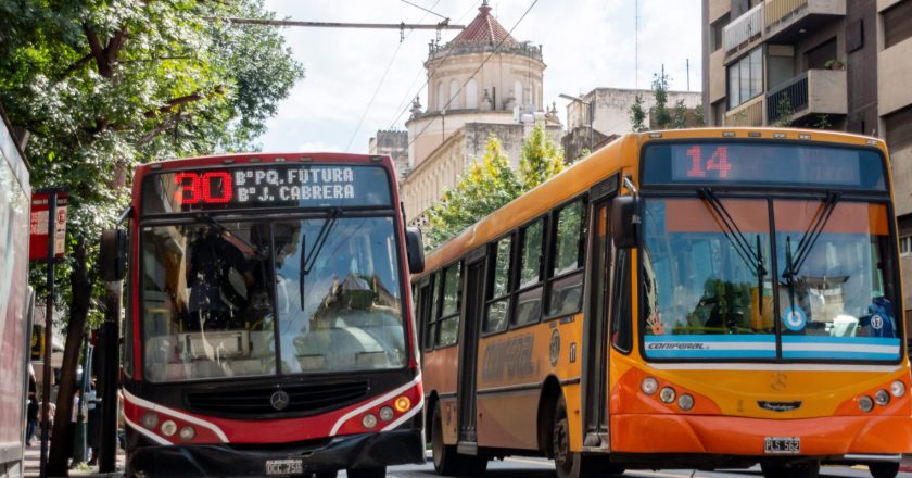 El sindicato de transporte de Córdoba AOITA detona el techo salarial y acuerda paritarias en un 120%