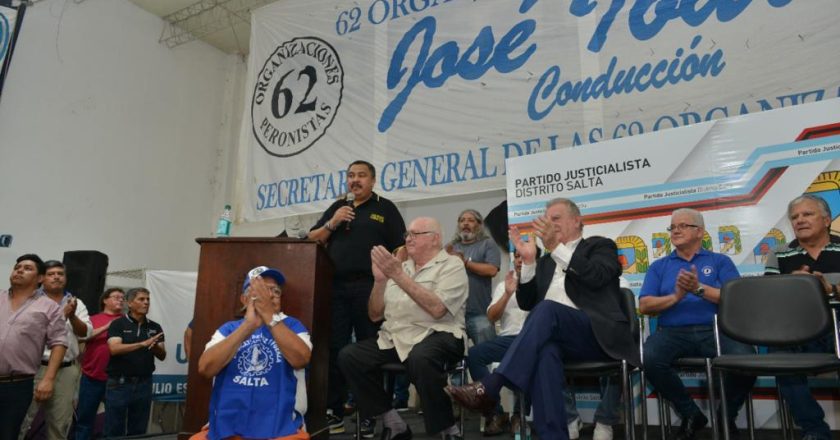 En la sede del PJ y con más de 60 gremios, las 62 Organizaciones normalizaron la regional Salta: «Queremos un candidato que tenga las banderas del peronismo y la cultura del trabajo»