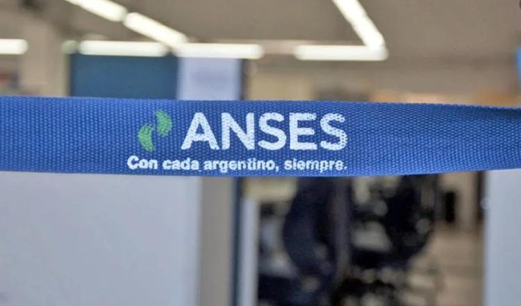 Anses detalló desde cuándo se empieza a cobrar el bono para trabajadores informales