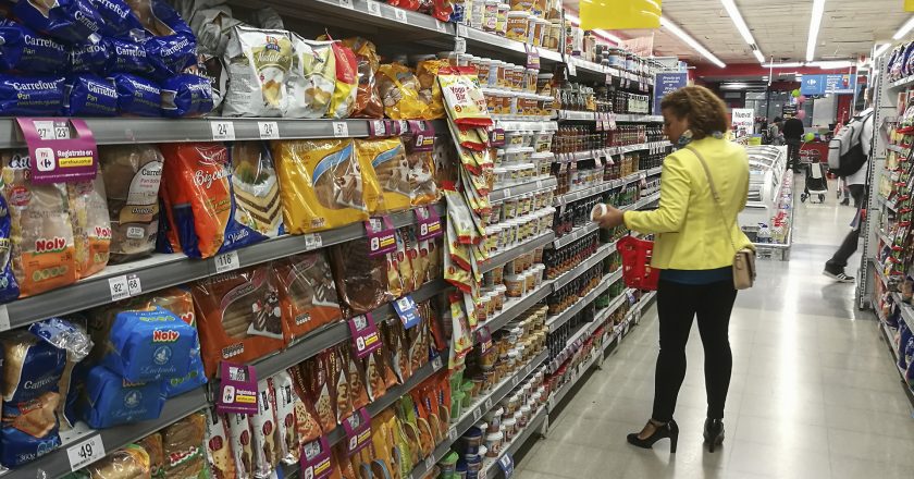 La inflación de los trabajadores marcó el 5,3% en diciembre y alcanzó un total del 95% en el 2022