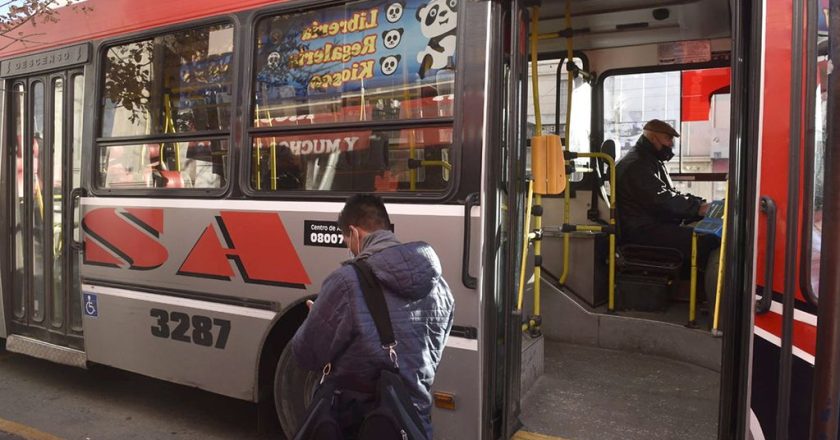 Ultimátum de la UTA: Si el viernes no se firma el acuerdo salarial va a un paro total de transporte