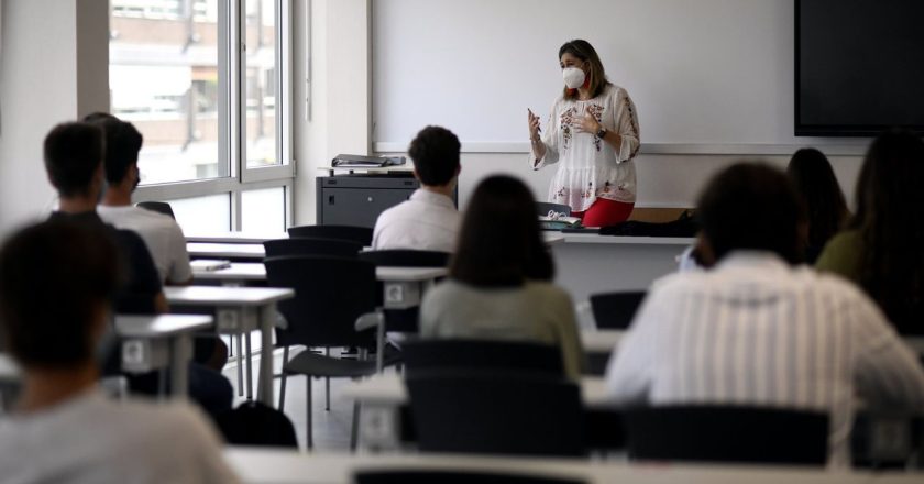 Atención: ya se pueden descontar de Ganancias los gastos en colegios, útiles escolares y uniformes