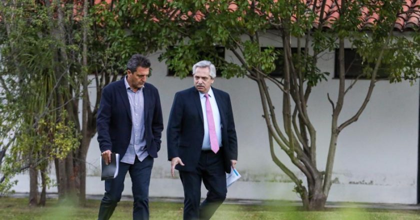 La CGT aprovechó para poner en valor a Massa y a Alberto por la «restitución de 900.000 asignaciones»