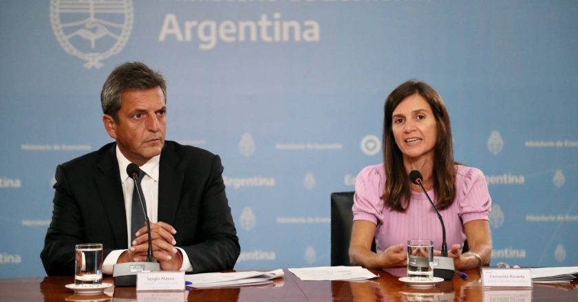 #URGENTE Tras el reclamo gremial, el Gobierno eleva a 404 mil pesos el tope de la escala y más de 600 mil trabajadores volverán a cobrar asignaciones familiares