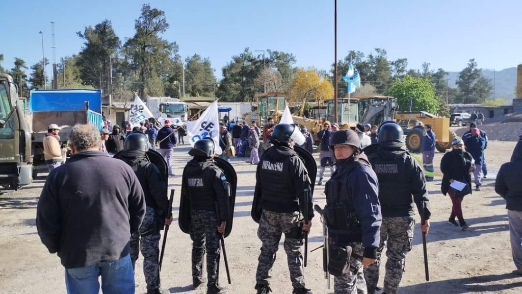 Municipales jujeños realizan asambleas con cese de tareas en reclamo de reapertura de paritarias