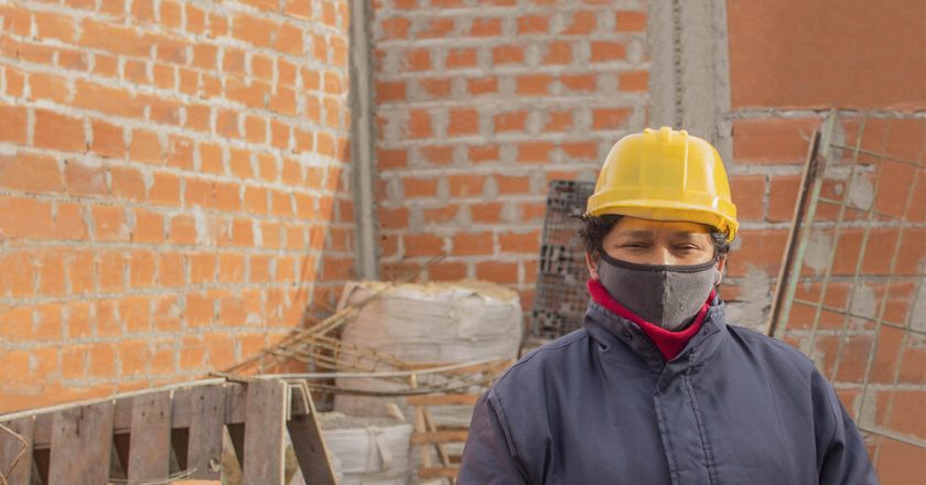 Más de 400 mujeres iniciaron el ciclo de formación 2023 para sumarse a la actividad de la Construcción en Salta