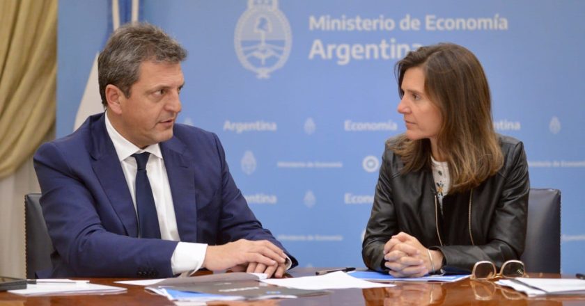 Es oficial: quienes cobren hasta 404 mil pesos cobrarán asignaciones familiares y se sumarán unos 900 mil niños al sistema