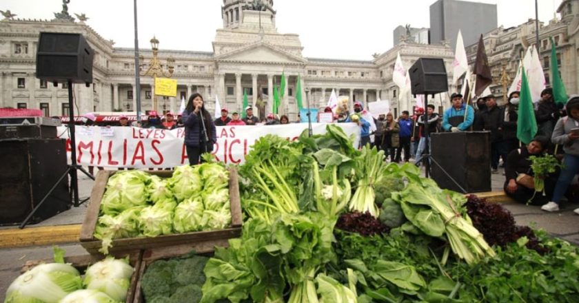 Con un «feriazo federal» trabajadores rurales de la agricultura familiar, campesina e indígena inician este viernes el Congreso nacional del sector