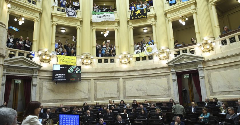 El Senado aprobó un proyecto para eximir del pago de Ganancias las guardias y las horas extra trabajadas por el personal de la salud