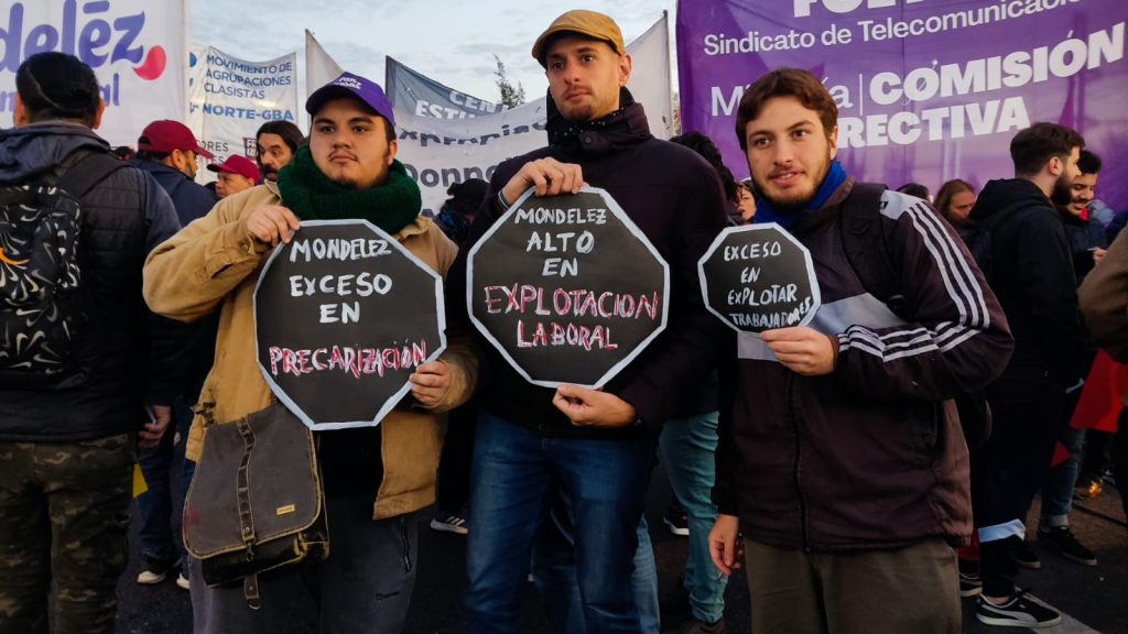 Otra vez conflicto en Mondelez: los trabajadores cortaron la Panamericana, denunciaron despidos y apuntaron contra Daer