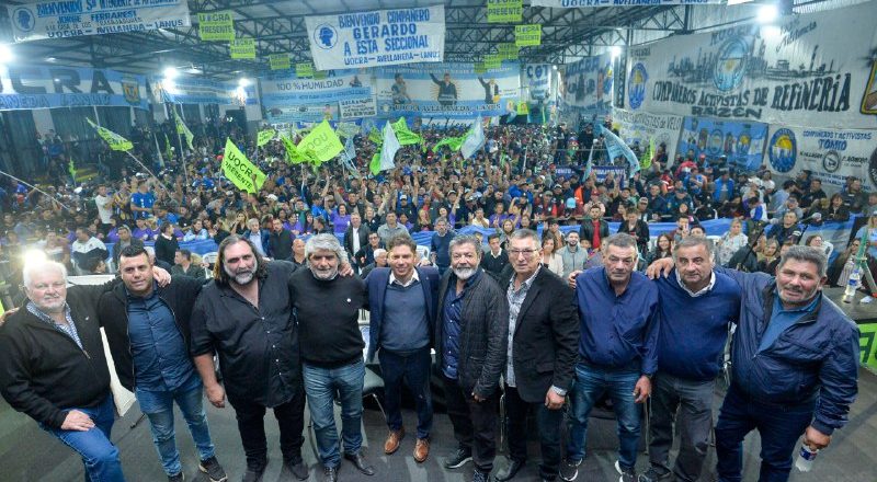 En un gesto al sector más tradicional de la CGT, Kicillof reivindicó el «modelo sindical» argentino y elogió a la Uocra por cuidar a sus afiliados