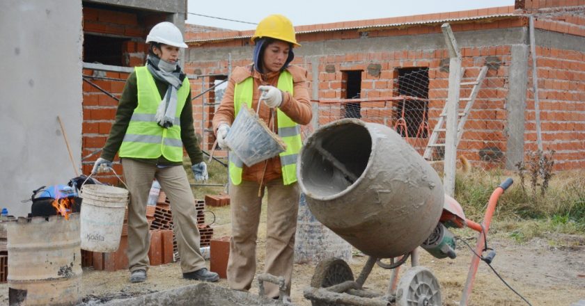 Ya se cuentan más de 50.000 trabajadoras en el rubro de la construcción