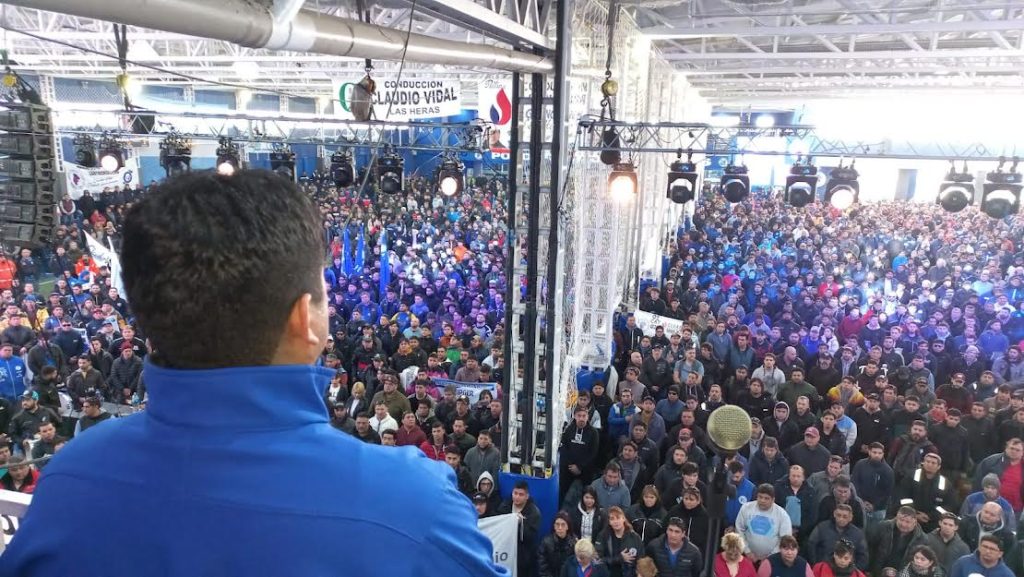 El petrolero Vidal usó la asamblea del gremio para lanzar virtualmente su candidatura a gobernador de Santa Cruz: "Hemos realizado más obras que el propio gobierno provincial"
