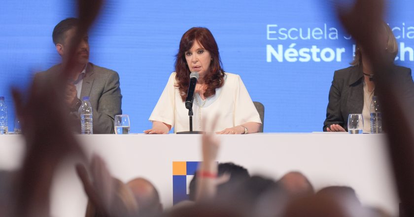 Tras la cumbre del SMATA, el kirchnerismo anunció que Cristina hablará el 25 de mayo y los gremios ya preparan la movilización