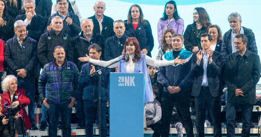 Dos de los triunviros de la CGT entre los ausentes del acto que encabezó Cristina en Plaza de Mayo