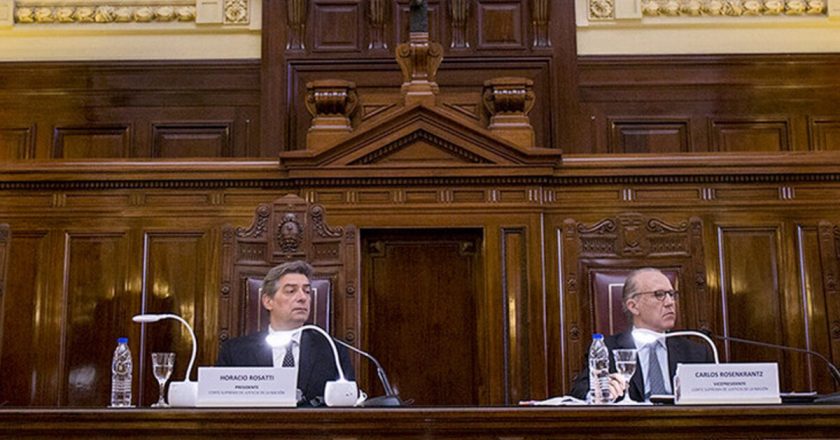 La Corte Suprema respondió al pedido de las cámaras empresarias y dejó sin efecto un fallo que ordenaba pagar una indemnización millonaria por despido