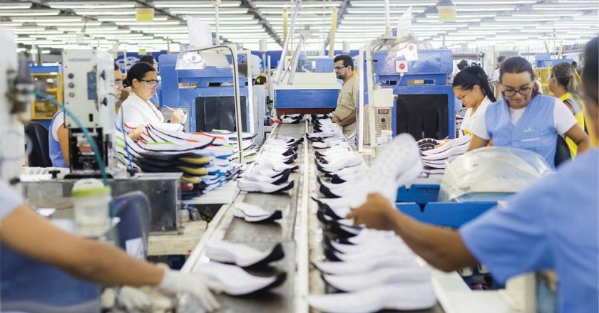 Sindicato y empresas presionan por la aprobación de la ley de promoción de la industria del calzado