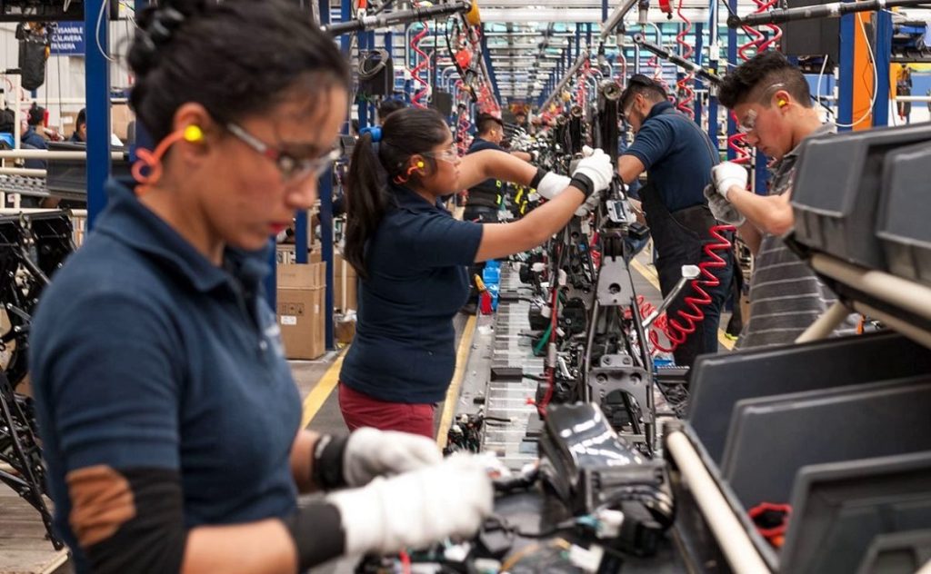 El empleo formal industrial alcanzó su nivel más alto en cuatro años