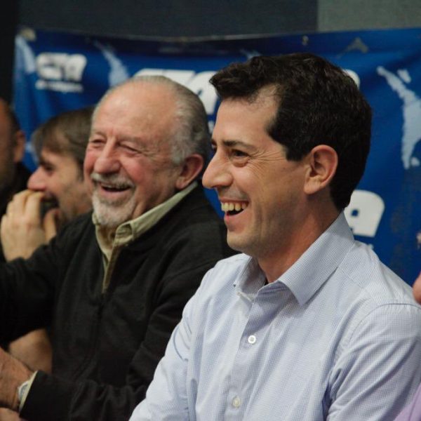 La trastienda de la visita de «Wado» a la CTA: su relación con Barrionuevo, la felicitación de Cristina y el vínculo territorial en la Provincia para ampliar el Frente de Todos