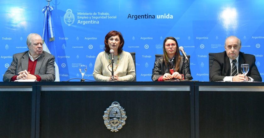 «Kelly» Olmos explicó que se homologan «un promedio de 100 convenios colectivos paritarios por semana y eso es lo que está sosteniendo la paz social en la Argentina»