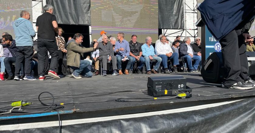 La CGT abre el acto en el estadio Defensores de Belgrano con cambios de último momento en el documento final