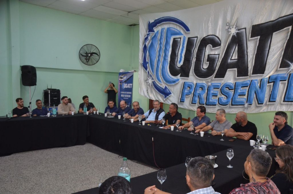 La UGATT normalizó la regional NEA y Maturano pidió "resolver la situación de los repartidores"