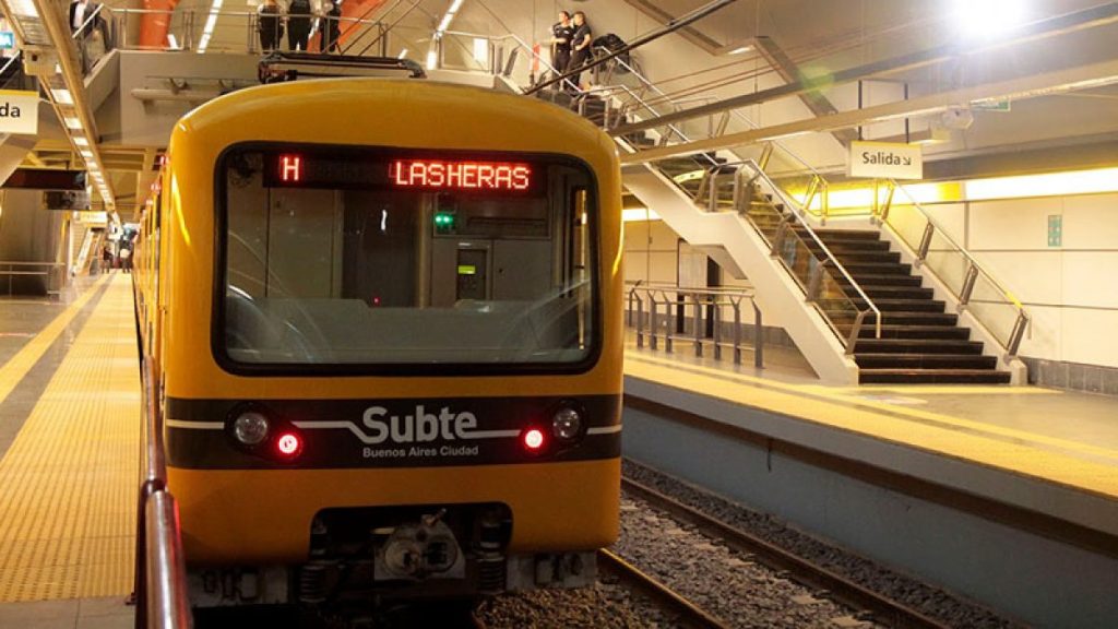 En su reclamo por dos francos semanales, los metrodelegados anunciaron paro de subtes el lunes en las líneas B y H entre las 13 y las 16