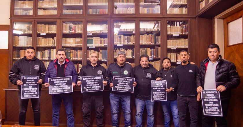 Los trabajadores del neumático se llevaron el respaldo de Pablo Moyano y del Ministerio de Trabajo que exhortó a Bridgestone a dejar sin efecto los despidos